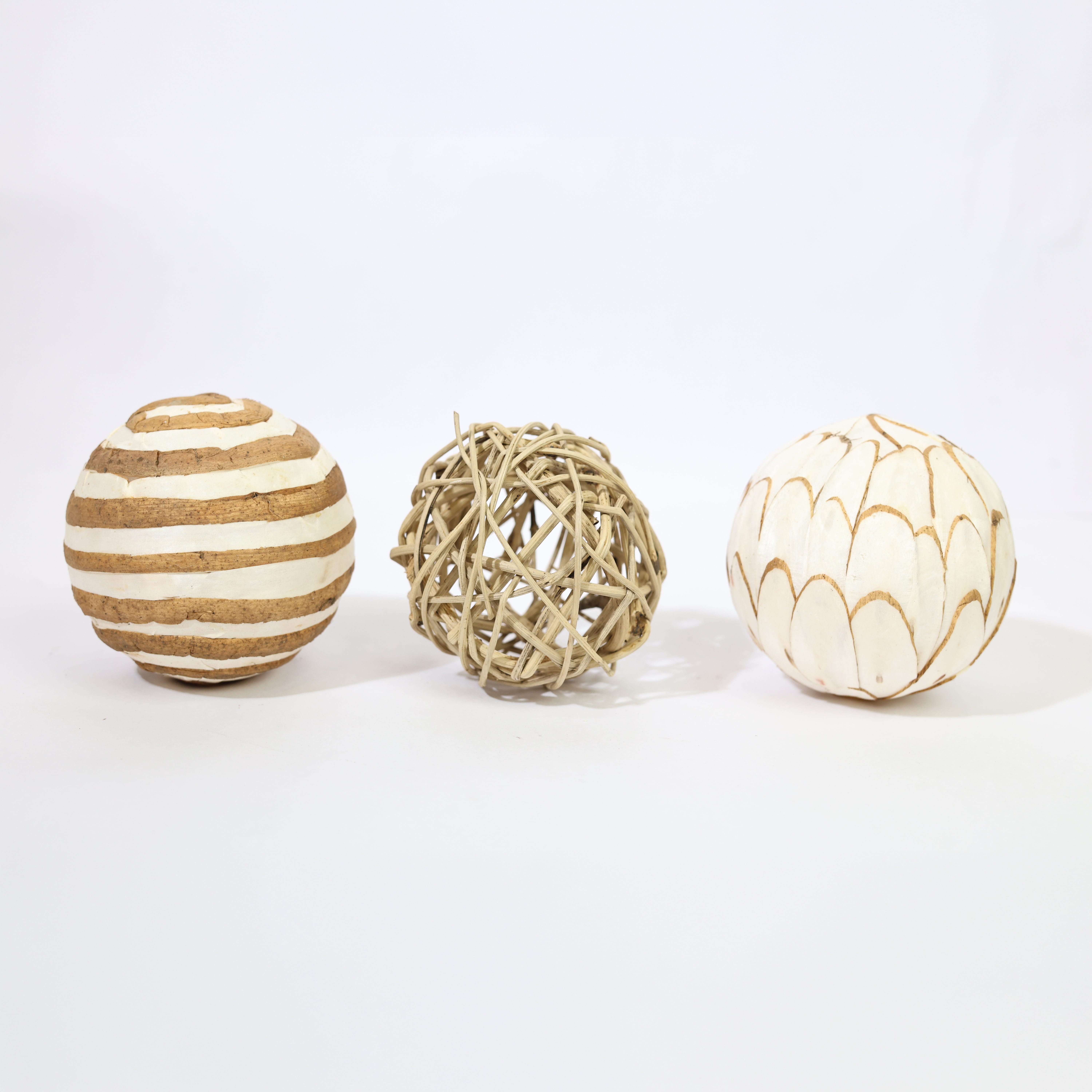Sola Wood Balls 1