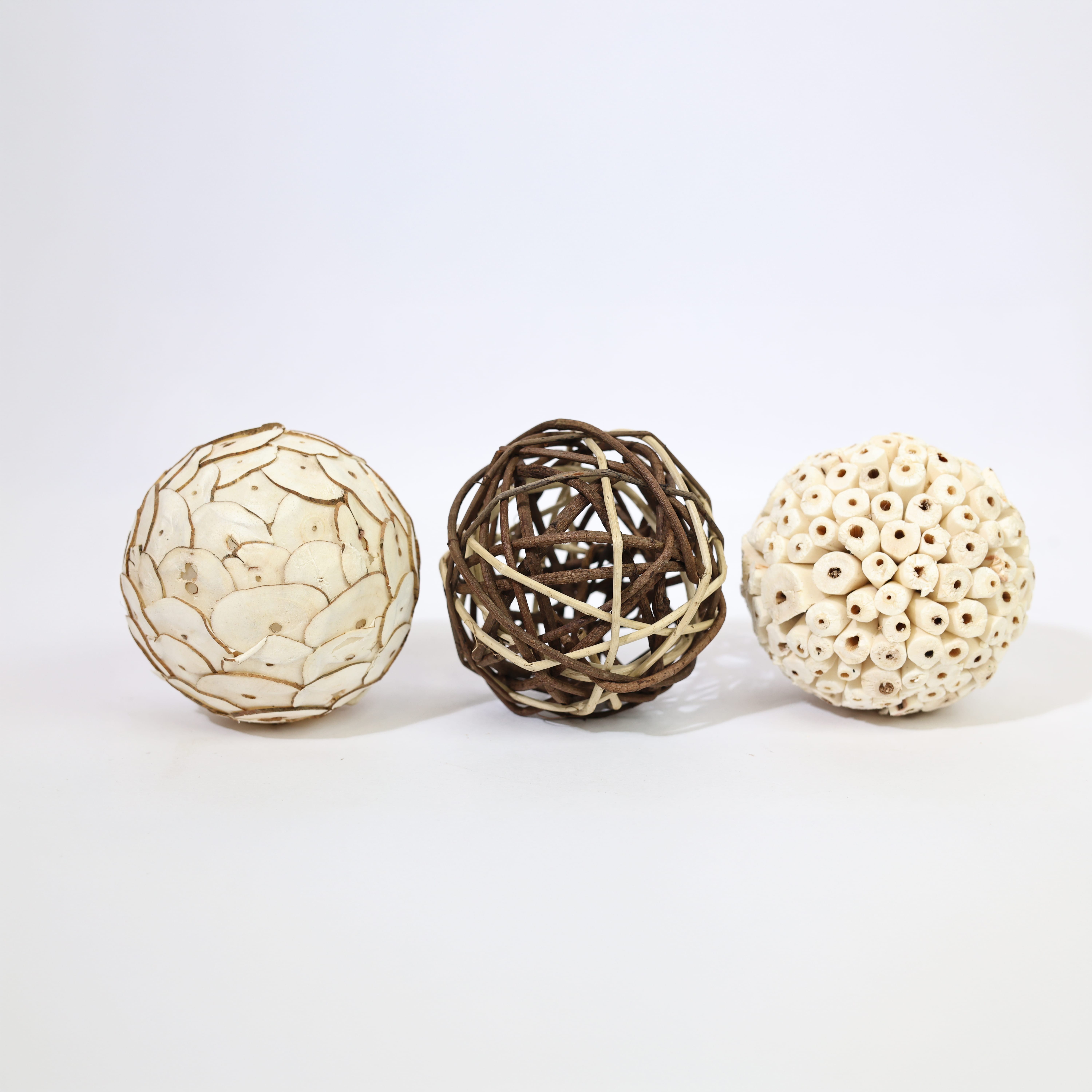 Sola Wood Balls 2