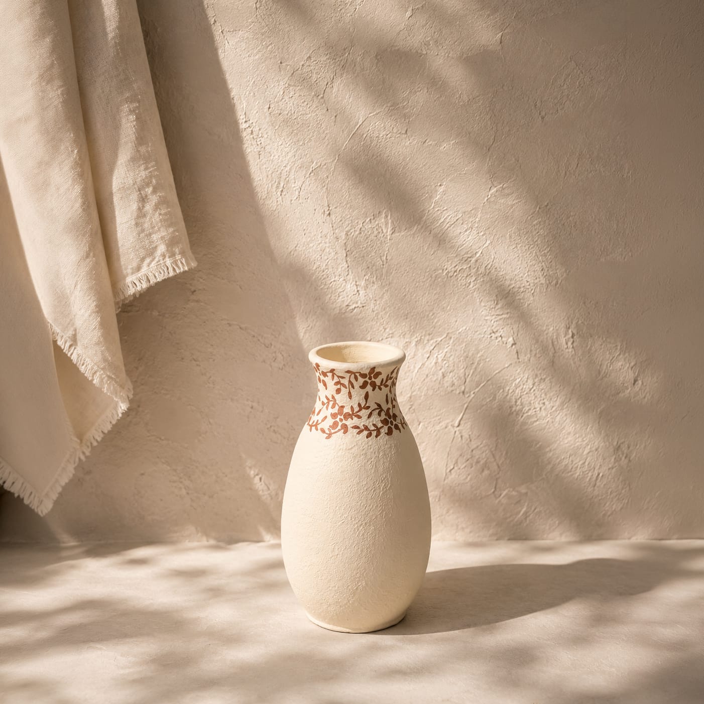 Flora Neck Vase